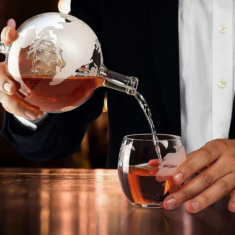 Set Decanter per Whisky da 850 - Decanter Globe Set recensione e prezzo